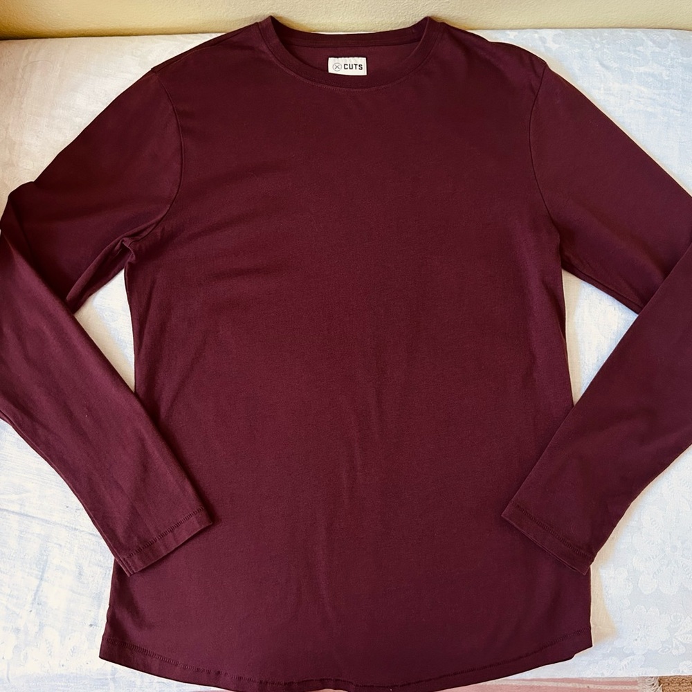 NWOT Cuts Clothing Peru Cotton Crew Curve Long Sleeve Port Medium